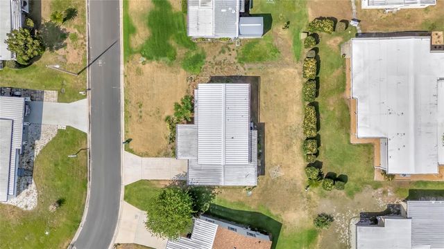 1123 FOREST LANE, Tavares, FL 32778