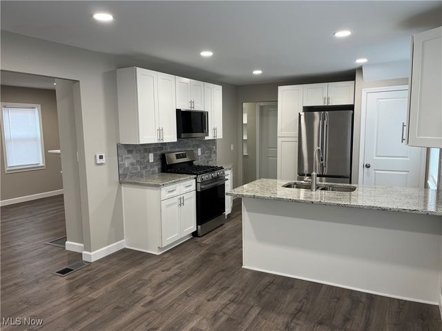 2745 Wagar Road, Rocky River, OH 44116