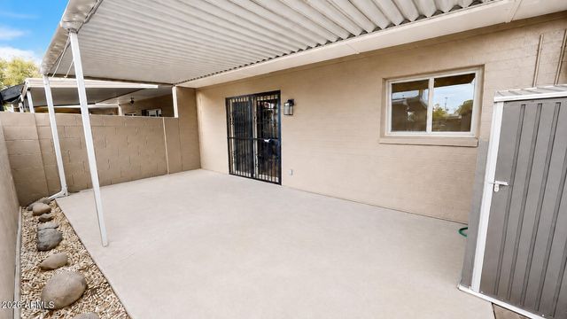 2868 E CLARENDON Avenue, Phoenix, AZ 85016