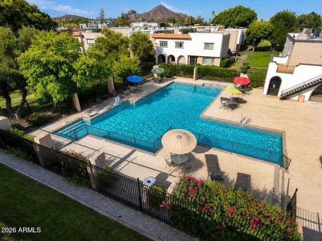 2868 E CLARENDON Avenue, Phoenix, AZ 85016