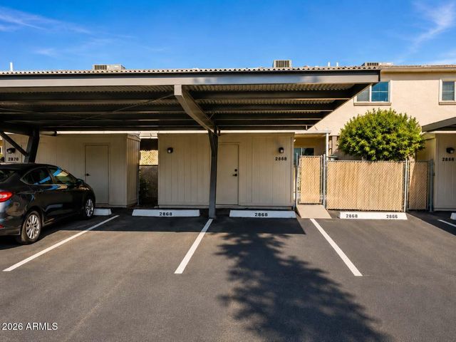 2868 E CLARENDON Avenue, Phoenix, AZ 85016