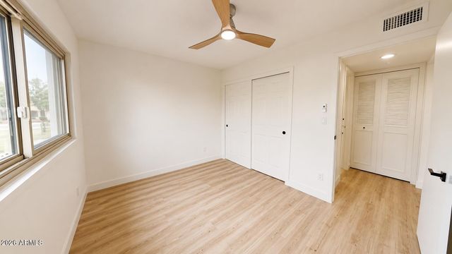 2868 E CLARENDON Avenue, Phoenix, AZ 85016
