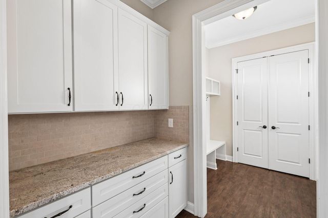 2893 Highland Woods Boulevard, New Albany, OH 43054