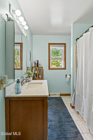 22 Altamont Avenue, Colonie, NY 12205
