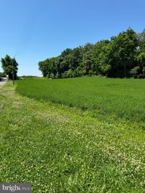 Image 10 of property listing at 7780 FAIRPLAY RD, Fairplay, MD 21733
