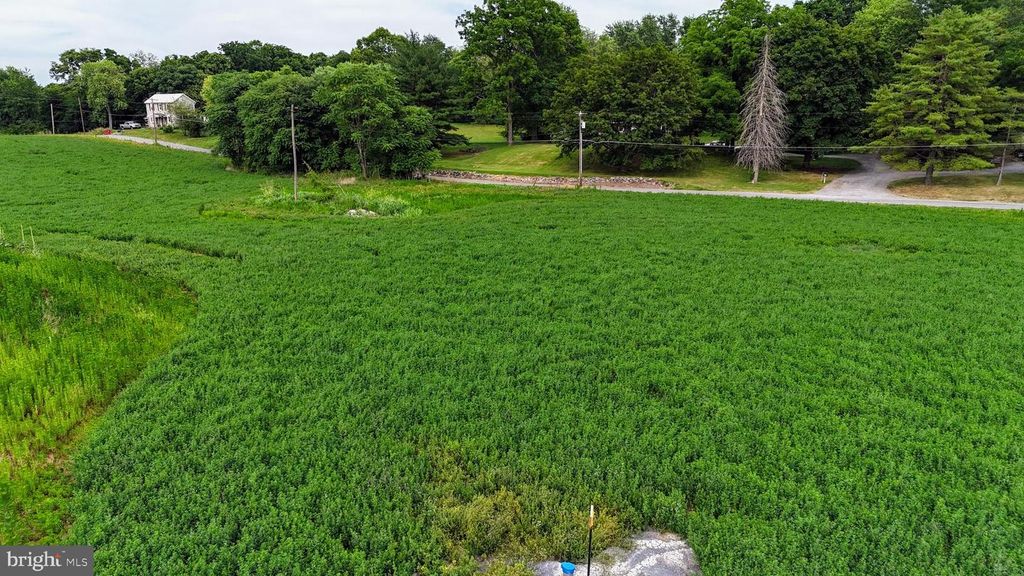Image 15 of property listing at 7780 FAIRPLAY RD, Fairplay, MD 21733
