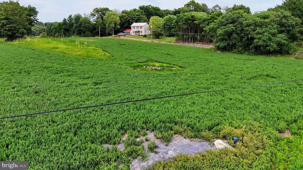 Image 16 of property listing at 7780 FAIRPLAY RD, Fairplay, MD 21733