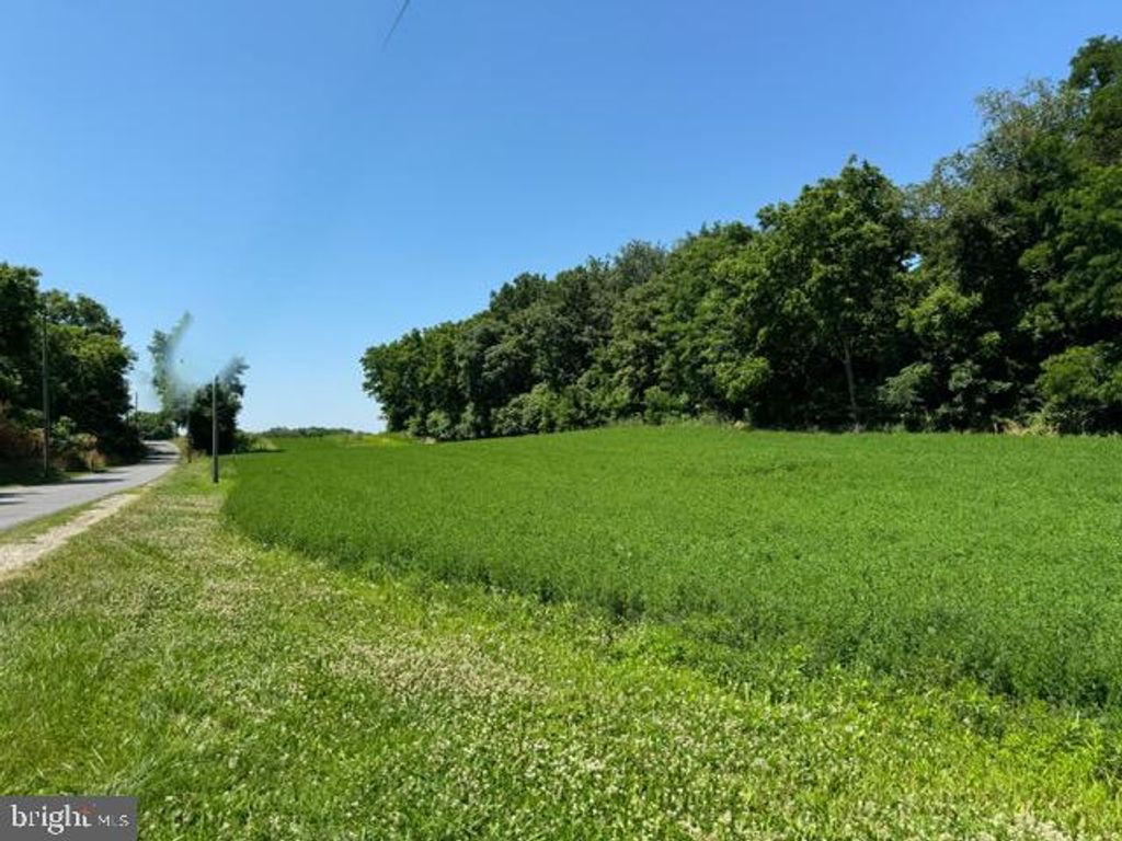 Image 9 of property listing at 7780 FAIRPLAY RD, Fairplay, MD 21733