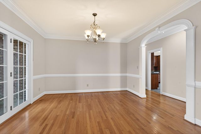 5000 Lupreese Lane, Versailles, KY 40383