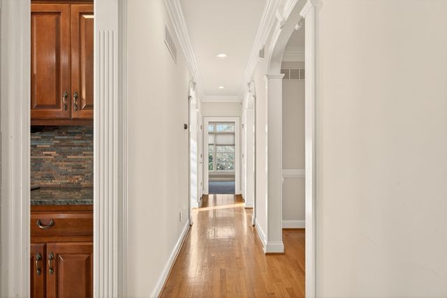 5000 Lupreese Lane, Versailles, KY 40383