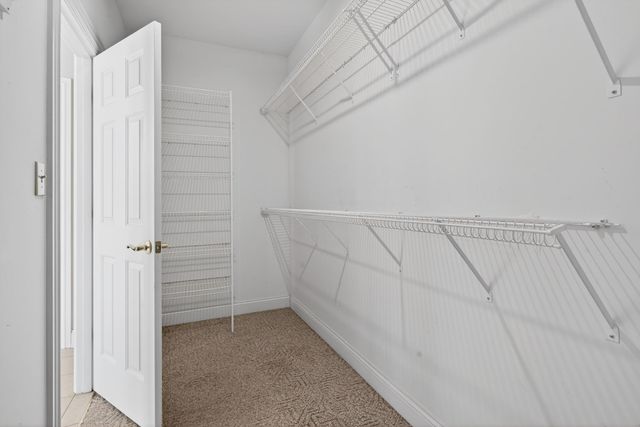 5000 Lupreese Lane, Versailles, KY 40383