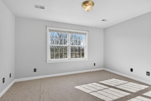 5000 Lupreese Lane, Versailles, KY 40383