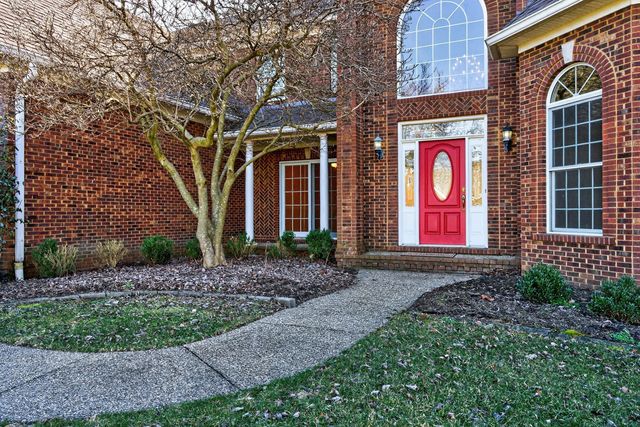5000 Lupreese Lane, Versailles, KY 40383