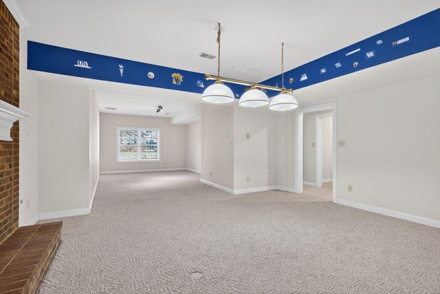 5000 Lupreese Lane, Versailles, KY 40383