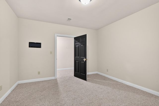 5000 Lupreese Lane, Versailles, KY 40383