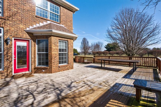 5000 Lupreese Lane, Versailles, KY 40383