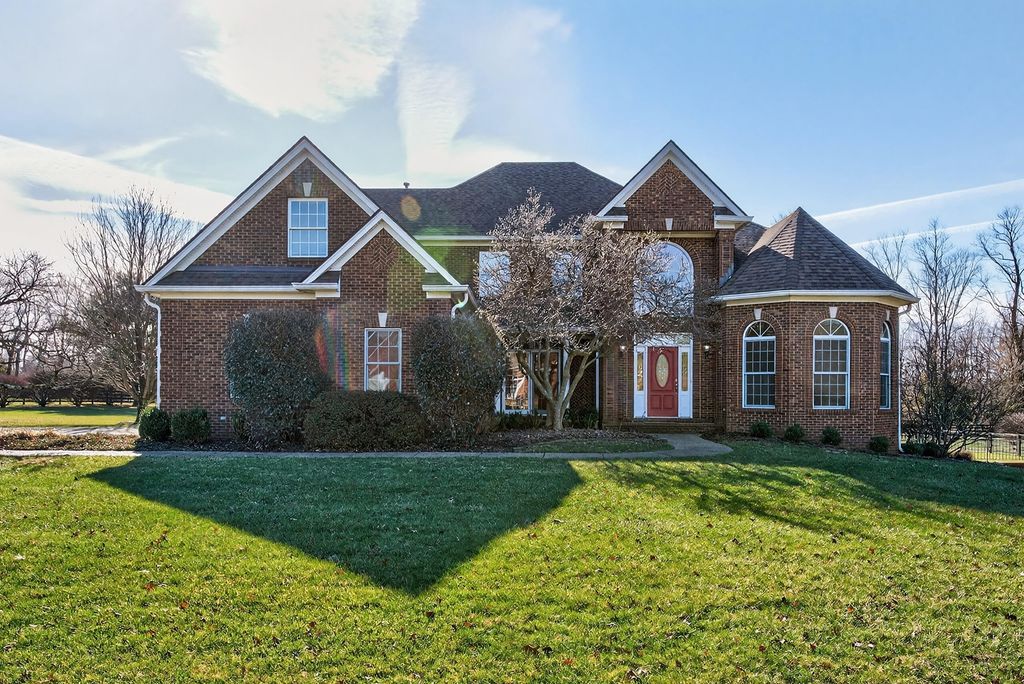 5000 Lupreese Lane, Versailles, KY 40383