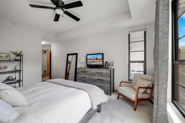 2565 Franklin Avenue 207, Saint Paul, MN 55114