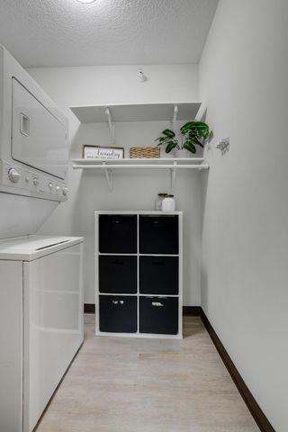 2565 Franklin Avenue 207, Saint Paul, MN 55114