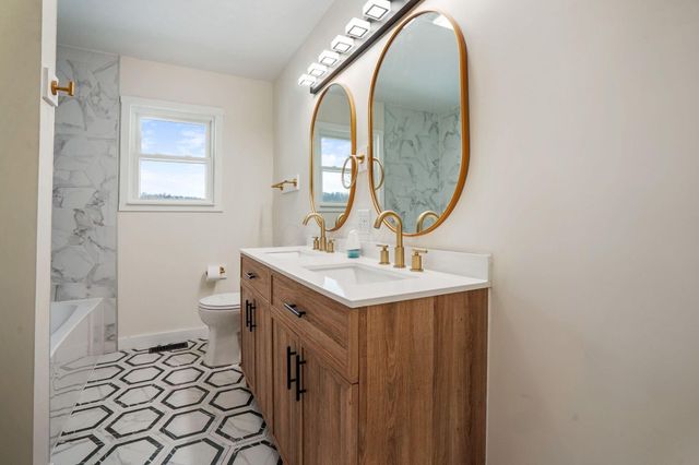 39703 Maysville Greendale Road, Logan, OH 43138