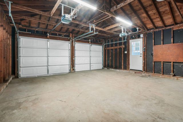 39703 Maysville Greendale Road, Logan, OH 43138