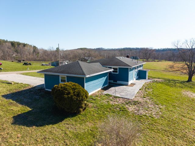 39703 Maysville Greendale Road, Logan, OH 43138