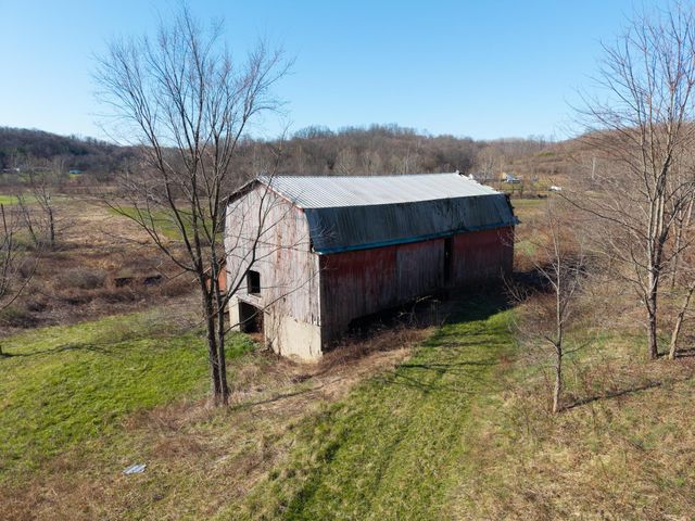 39703 Maysville Greendale Road, Logan, OH 43138