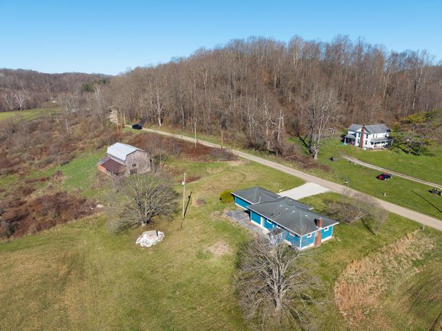 39703 Maysville Greendale Road, Logan, OH 43138