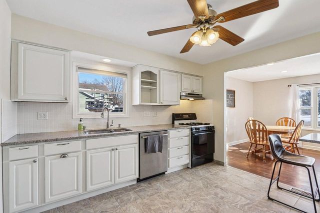 N51W14296 Lancaster AVENUE, Menomonee Falls, WI 53051