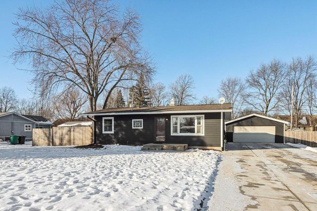 N51W14296 Lancaster AVENUE, Menomonee Falls, WI 53051
