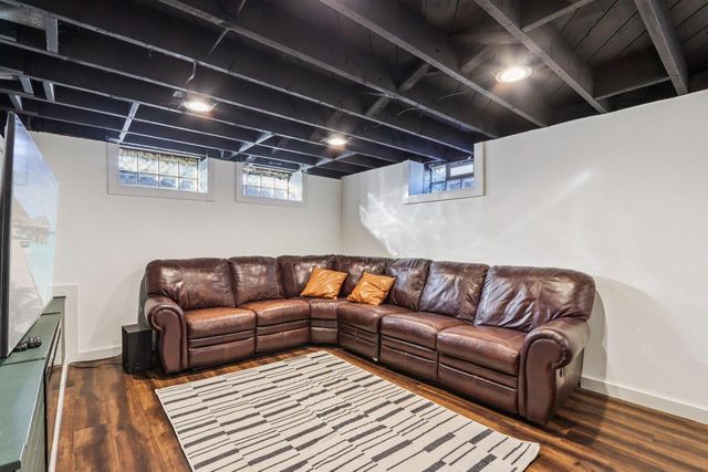 N51W14296 Lancaster AVENUE, Menomonee Falls, WI 53051