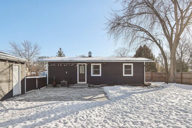N51W14296 Lancaster AVENUE, Menomonee Falls, WI 53051