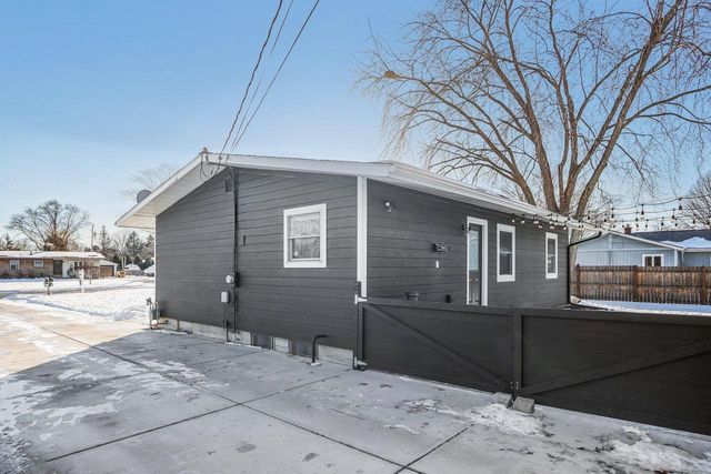 N51W14296 Lancaster AVENUE, Menomonee Falls, WI 53051