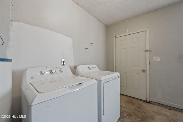 164 Parnell Road, Hubert, NC 28539