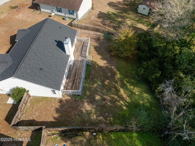 164 Parnell Road, Hubert, NC 28539