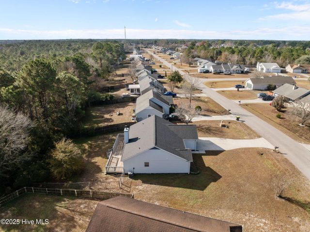 164 Parnell Road, Hubert, NC 28539