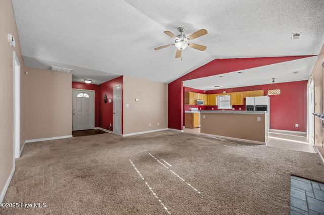 164 Parnell Road, Hubert, NC 28539