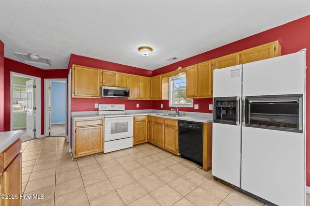 164 Parnell Road, Hubert, NC 28539