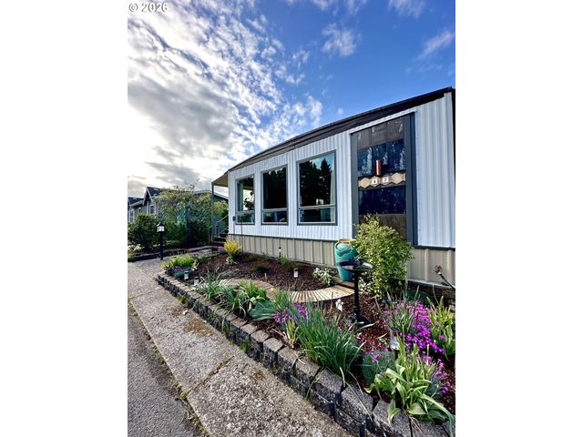 1800 LAKEWOOD Ct 47, Eugene, OR 97402