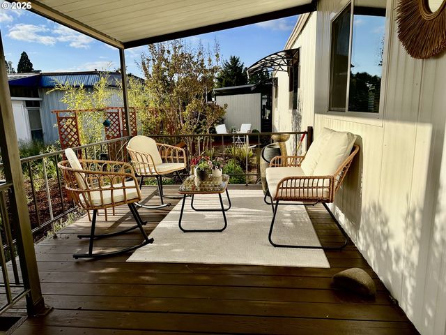 1800 LAKEWOOD Ct 47, Eugene, OR 97402
