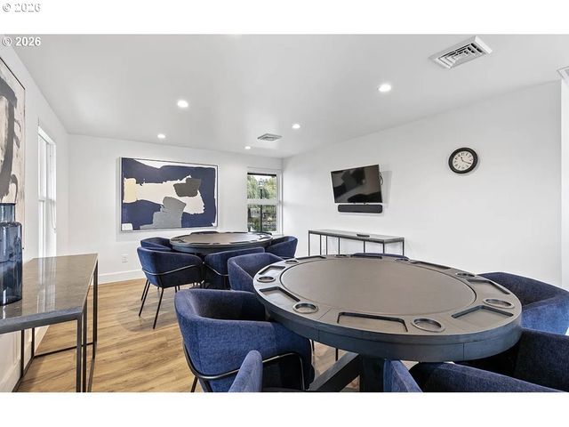 1800 LAKEWOOD Ct 47, Eugene, OR 97402