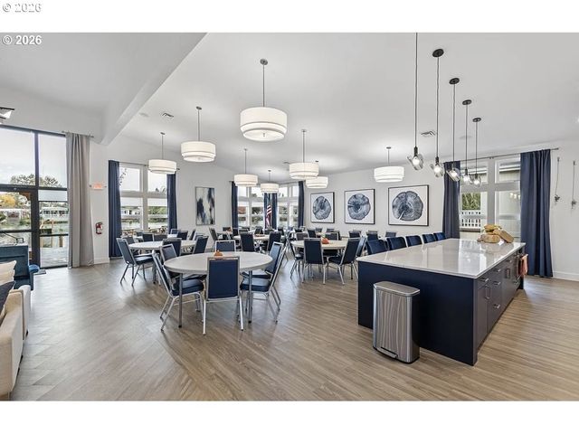 1800 LAKEWOOD Ct 47, Eugene, OR 97402