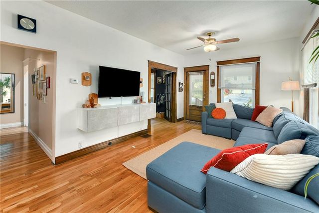 8917 W 51st Street, Merriam, KS 66203