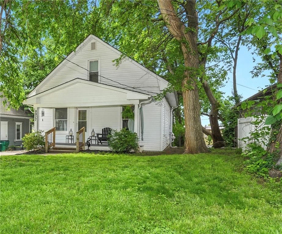 8917 W 51st Street, Merriam, KS 66203