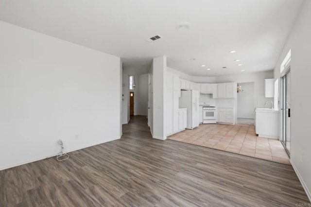 4828 Cardiff Bay Drive, Oceanside, CA 92057