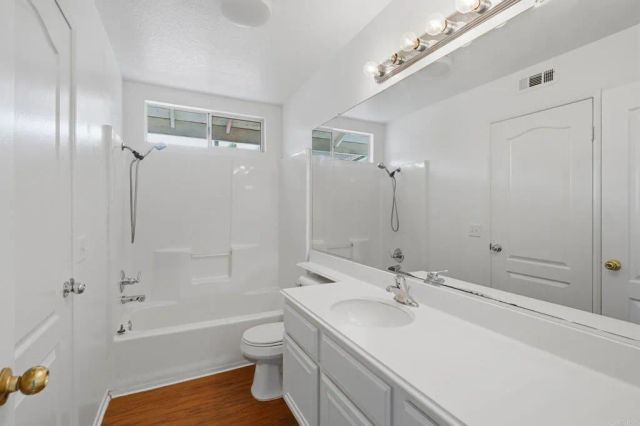 4828 Cardiff Bay Drive, Oceanside, CA 92057