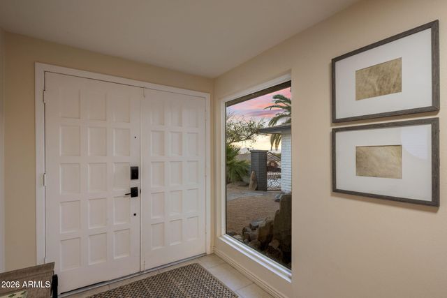 2432 E PIESTEWA PEAK Drive, Phoenix, AZ 85016