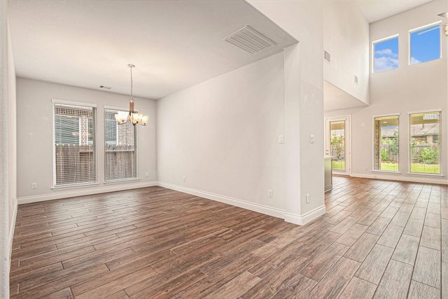 211 Painted Trillium Drive, Conroe, TX 77304