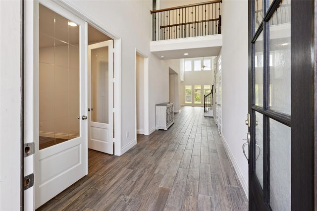 211 Painted Trillium Drive, Conroe, TX 77304