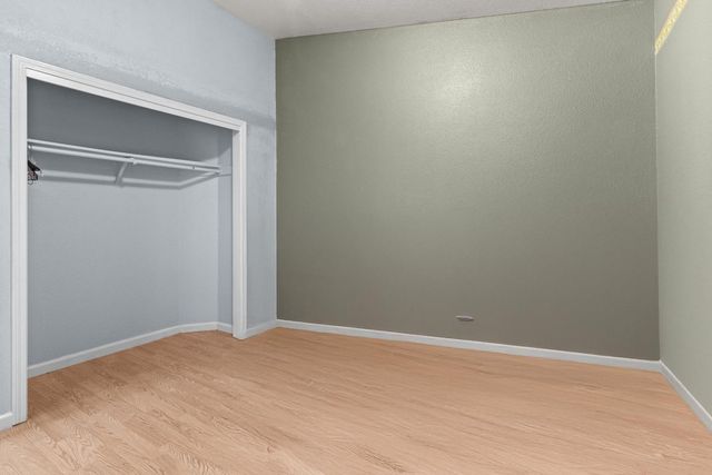 382 Bright Day Dr, Woodland, CA 95695